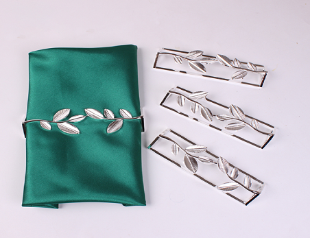 Leaf Shape Metal Triangle Napkin Rings