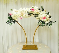 Geometrical shape flower stand wedding centerpiece