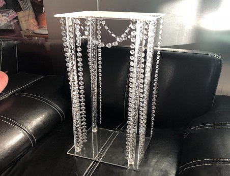 Acrylic Floor Vase Flower Stand With Crystal Chain