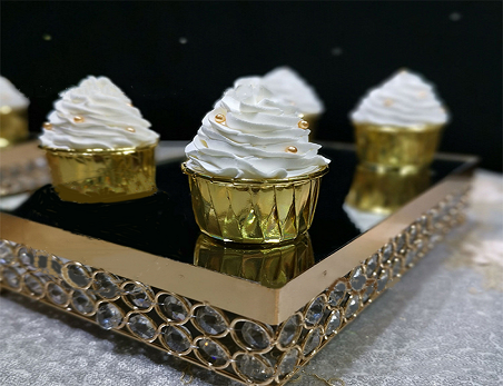 Gold Acrylic Beaded Metal Cake Stand