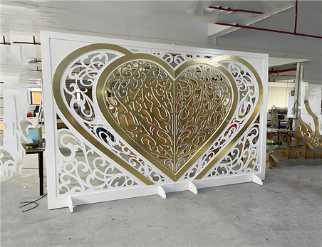 Heart Shape White Gold Acrylic PVC Backdrop For Wedding Party Stage