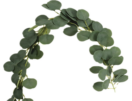 wholesale decorative greenery Eucalyptus leaves hanging garland for wall decoration